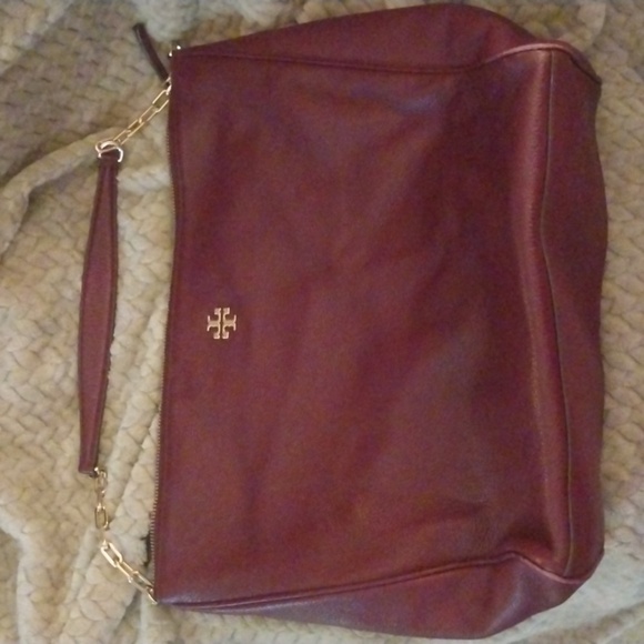 Tory Burch Burgundy Chelsea Chain Hobo Large Tote Imperial Garnet Purse/Bag - Picture 2 of 12